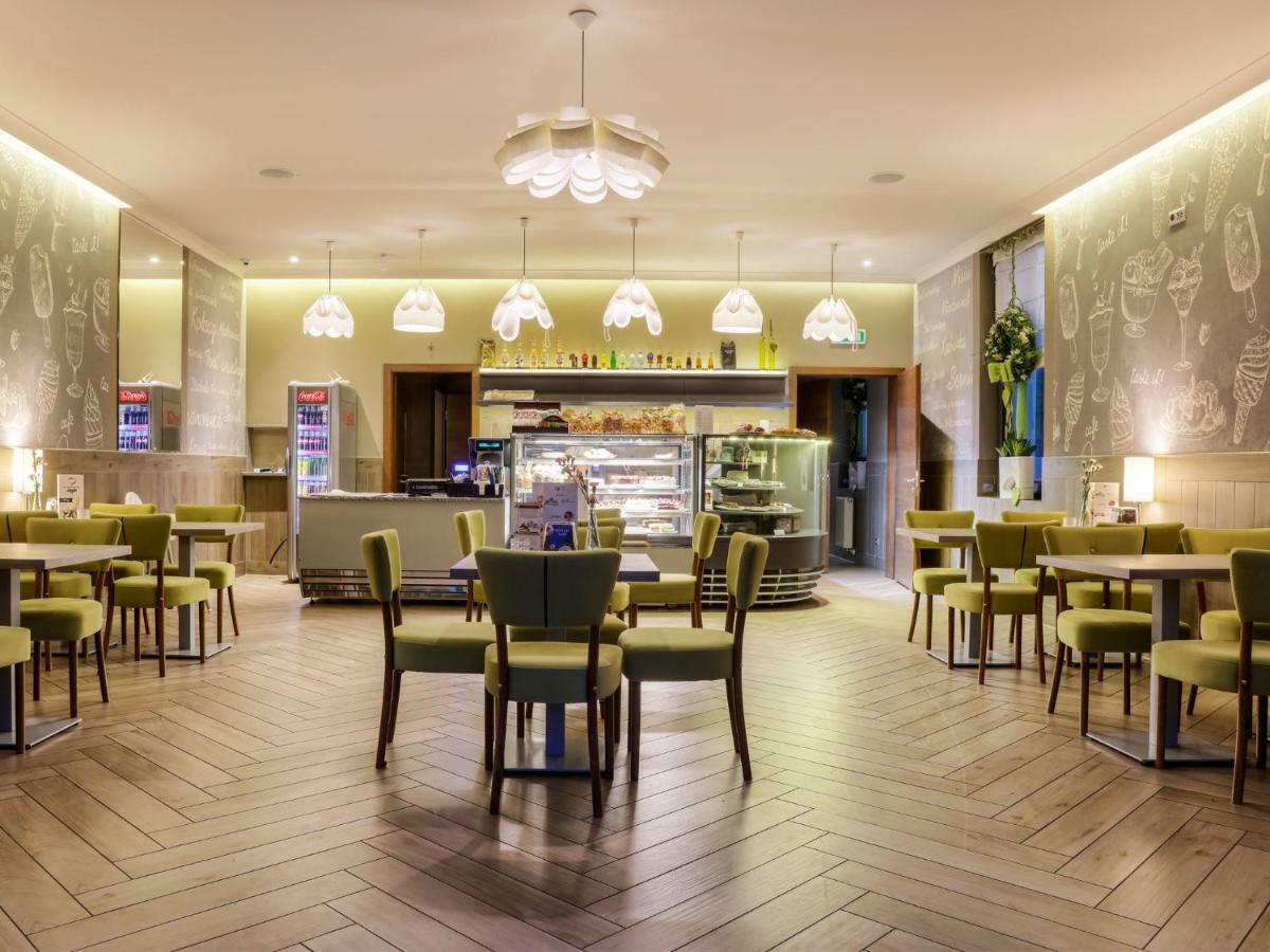 Hotel Antek Zlinice Exteriér fotografie
